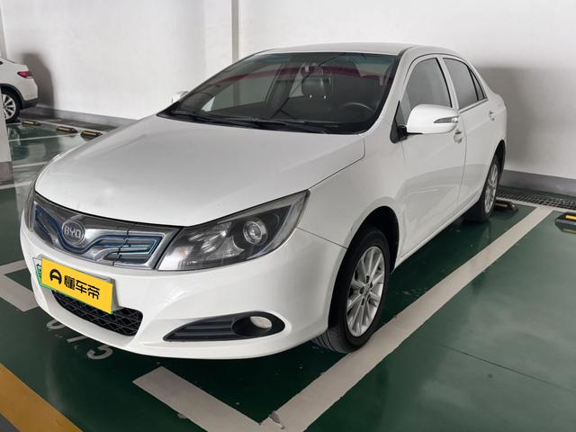 BYD E5 2017 thumb 11