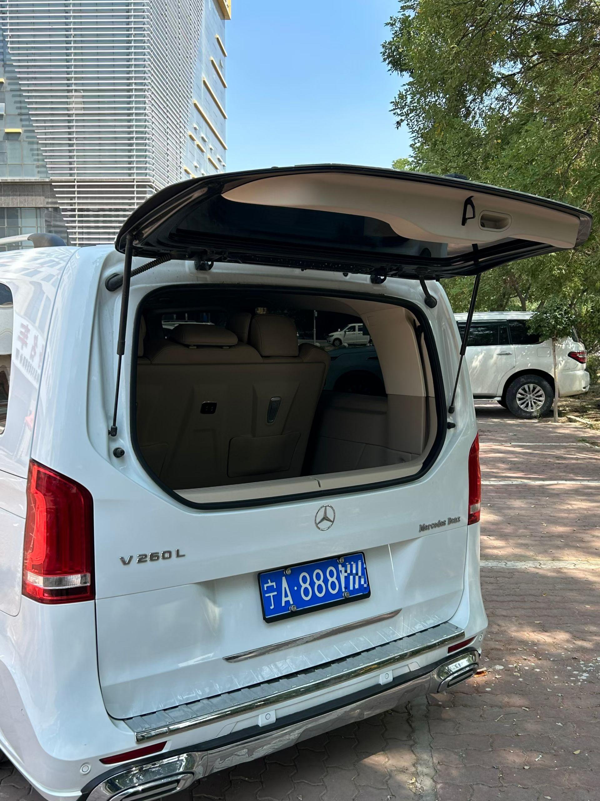 Mercedes-Benz V-Класс 2018 thumb 7