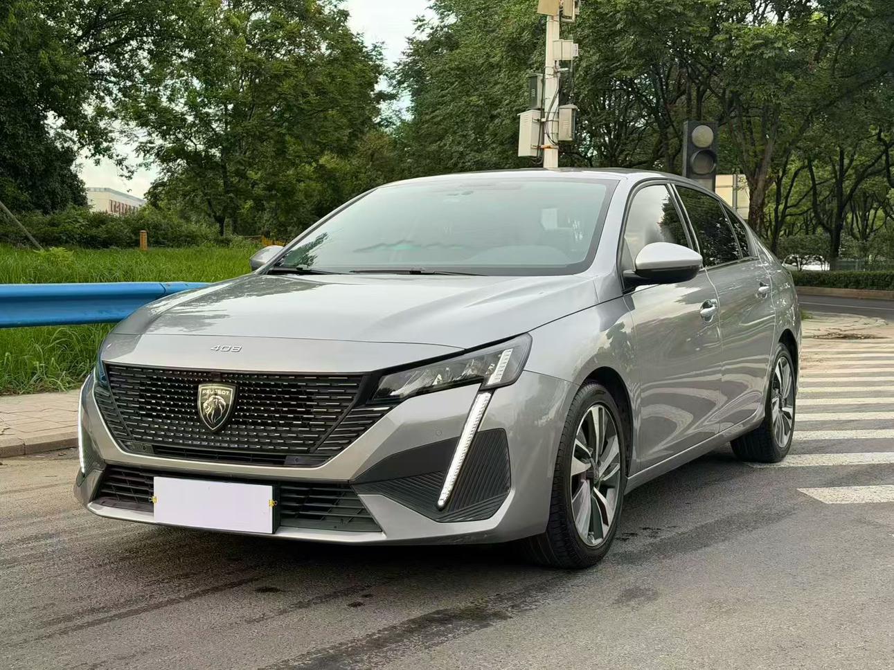 Peugeot 408 2022 thumb 8