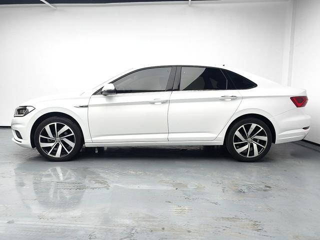 Volkswagen Sagitar 2021 thumb 2