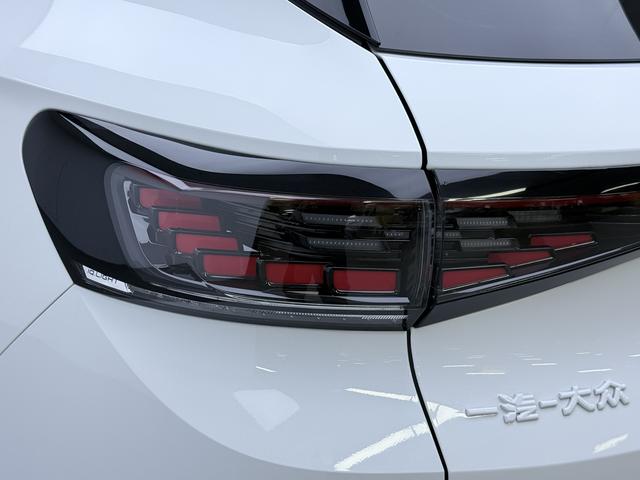 Volkswagen ID.4 2024 thumb 11