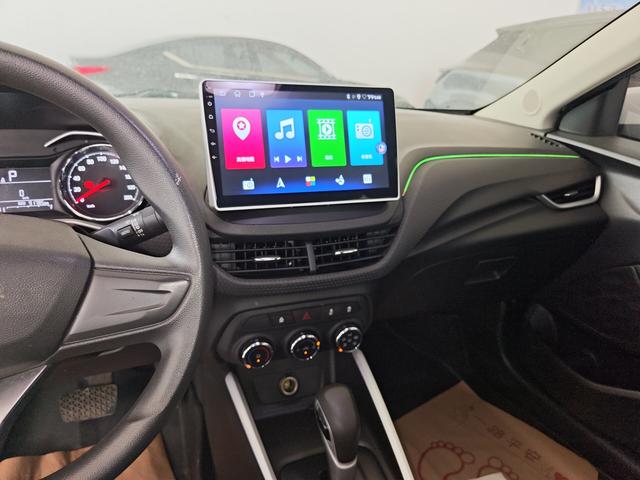 Chevrolet Cavalier 2021 thumb 3