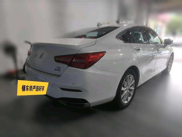 Hongqi H5 2018 thumb 2
