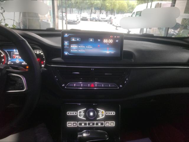 Hongqi H5 2018 thumb 4