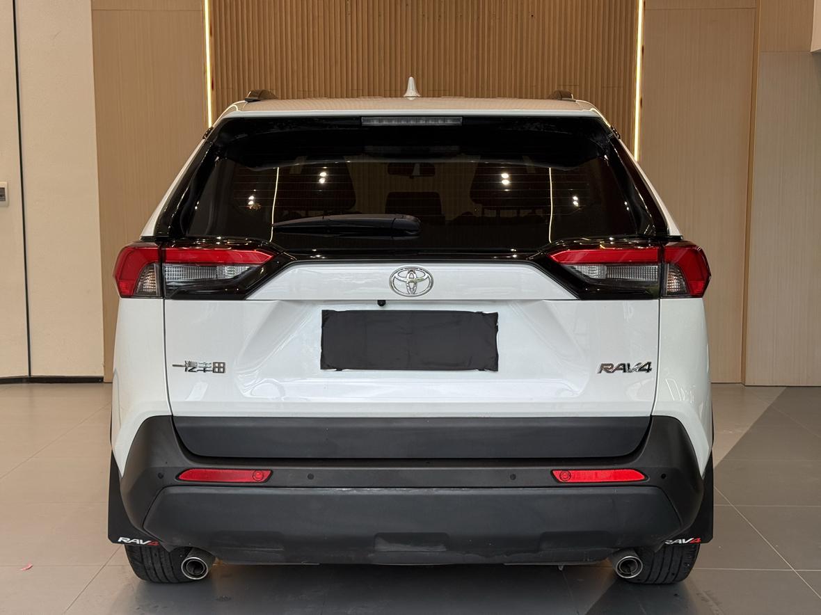 Toyota RAV4 2023 thumb 4