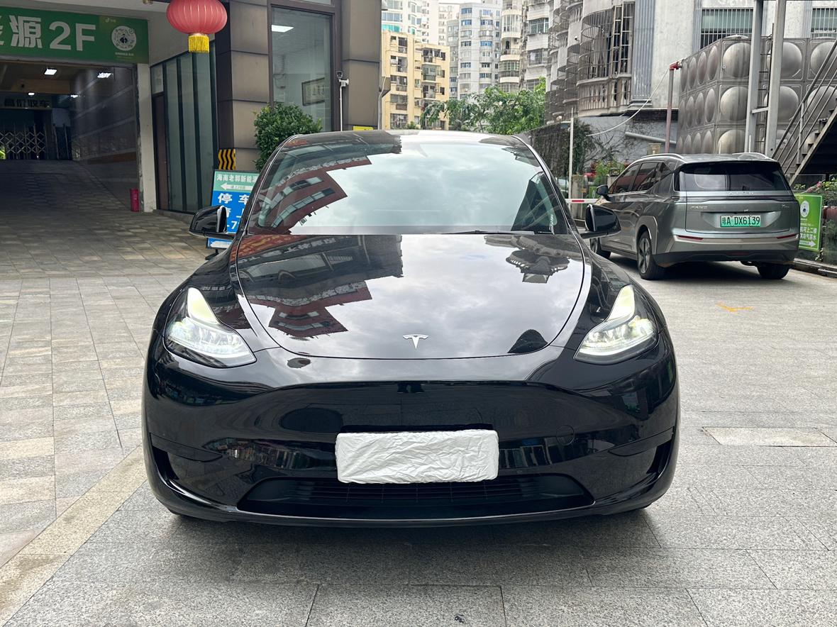 Tesla Model Y 2024 thumb 10