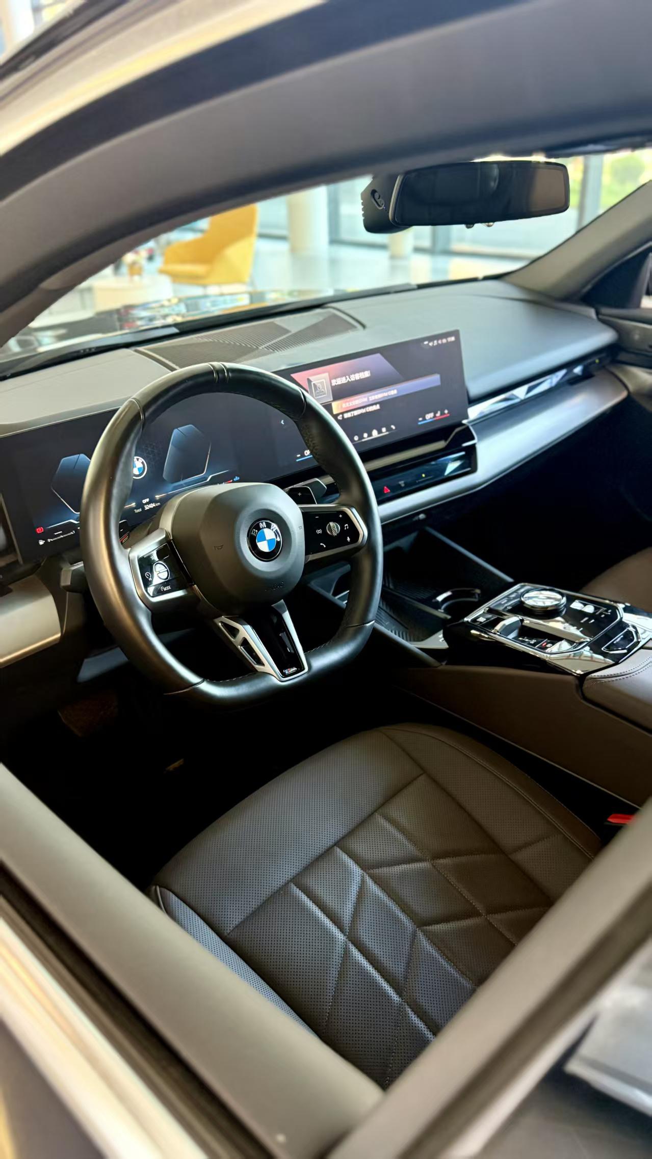BMW 5 серии 2024 thumb 6
