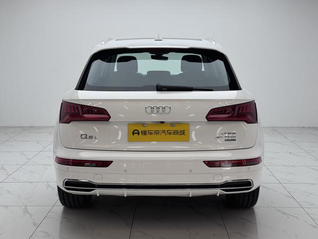 Audi Q5 2018 thumb 4