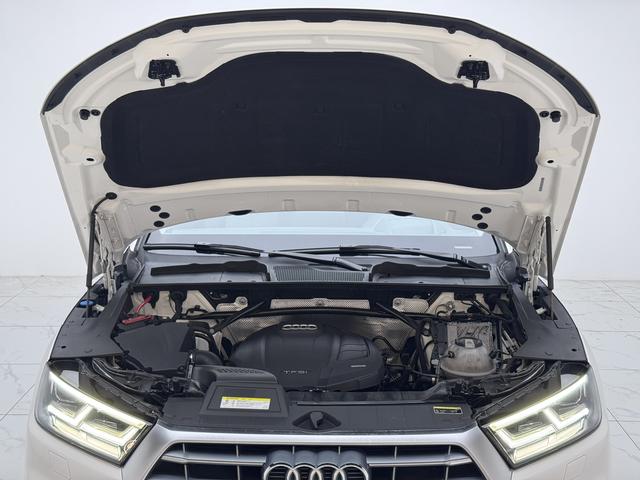 Audi Q5 2018 thumb 8
