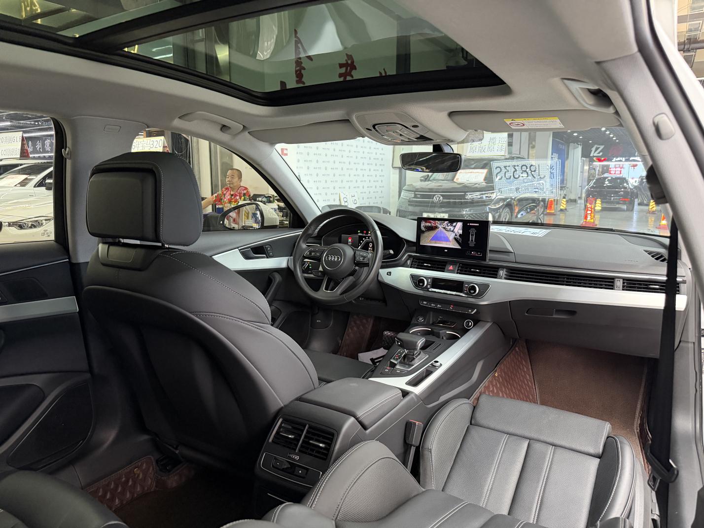 Audi A4 2023 thumb 5