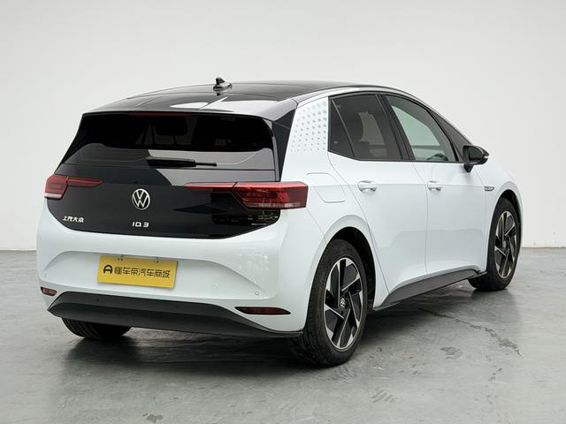 Volkswagen ID.3 2023 thumb 5