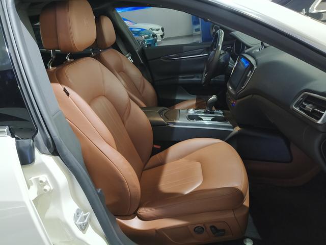 Maserati Ghibli 2018 thumb 9