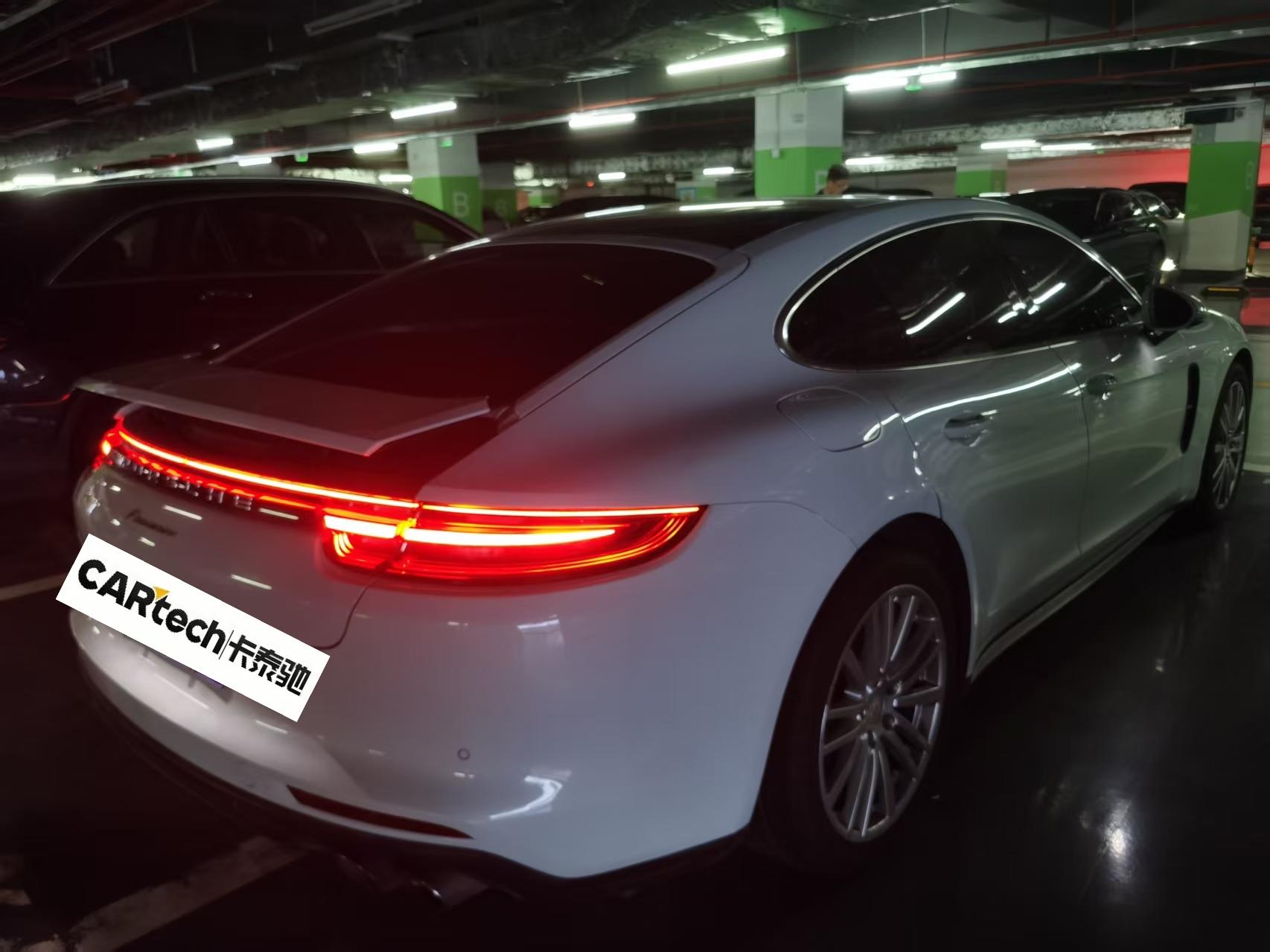 Porsche Panamera 2017 thumb 2