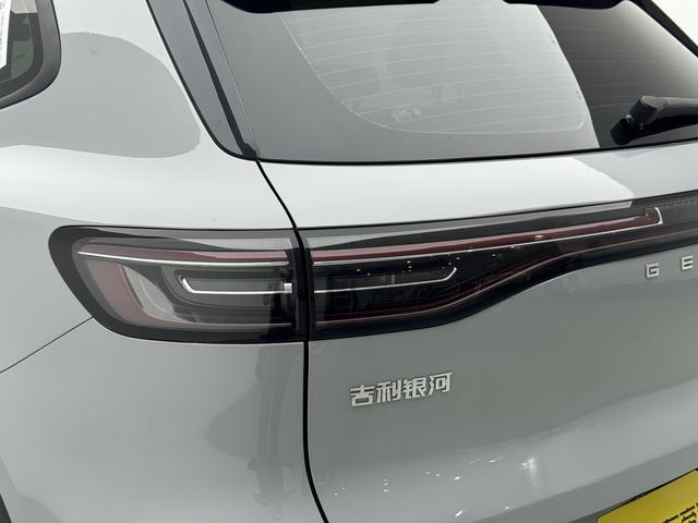 Geely Galaxy E5 2024 thumb 11