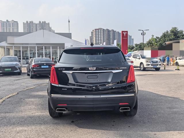 Cadillac XT5 2018 thumb 3