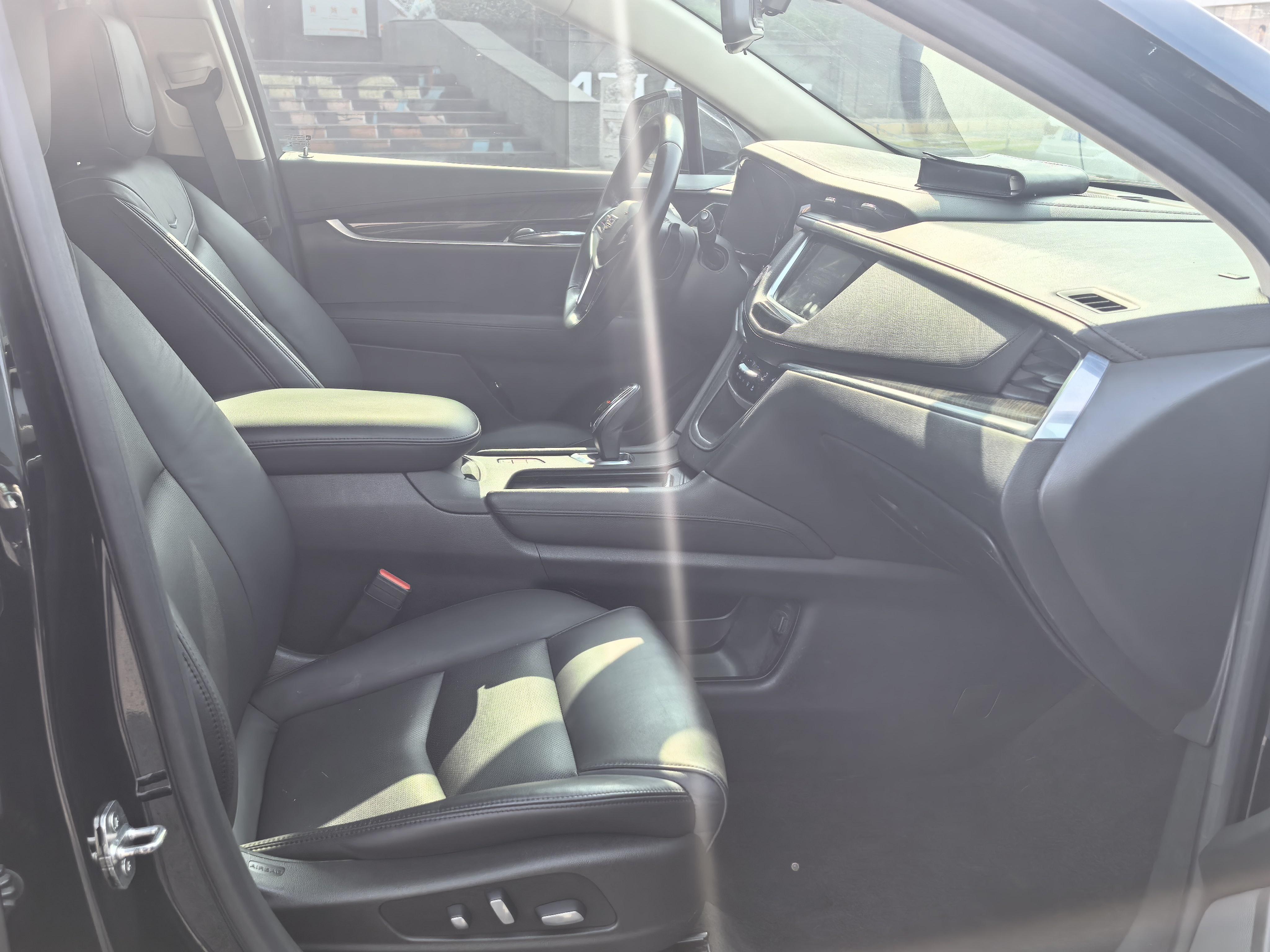 Cadillac XT5 2018 thumb 6