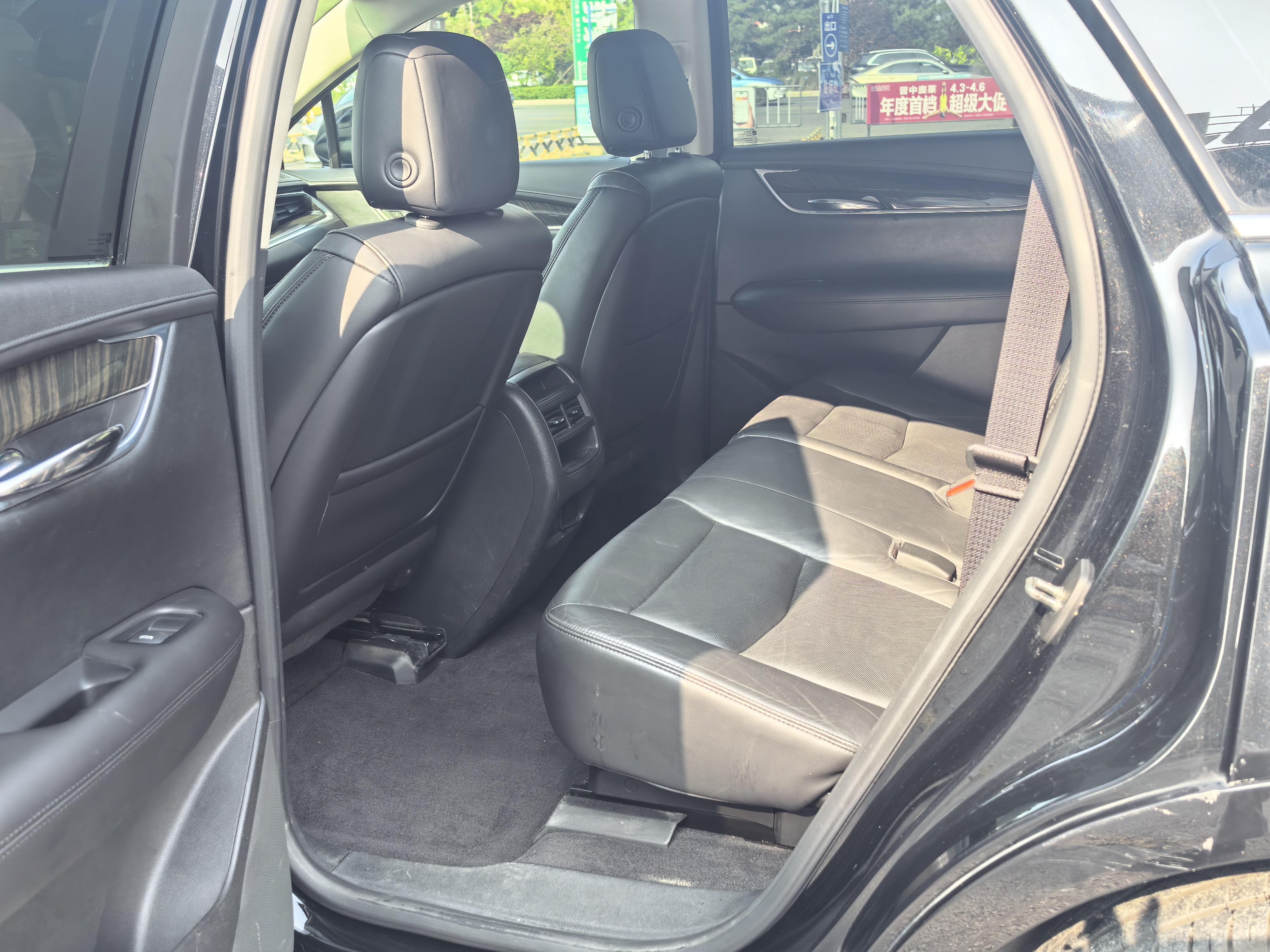 Cadillac XT5 2018 thumb 8