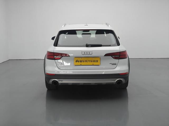 Audi A4 2019 thumb 4