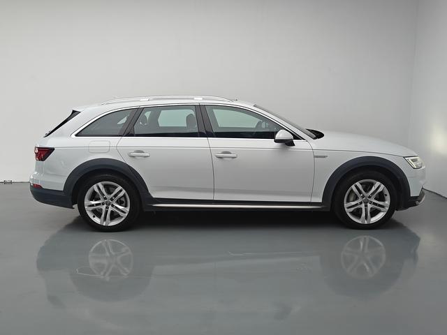 Audi A4 2019 thumb 6