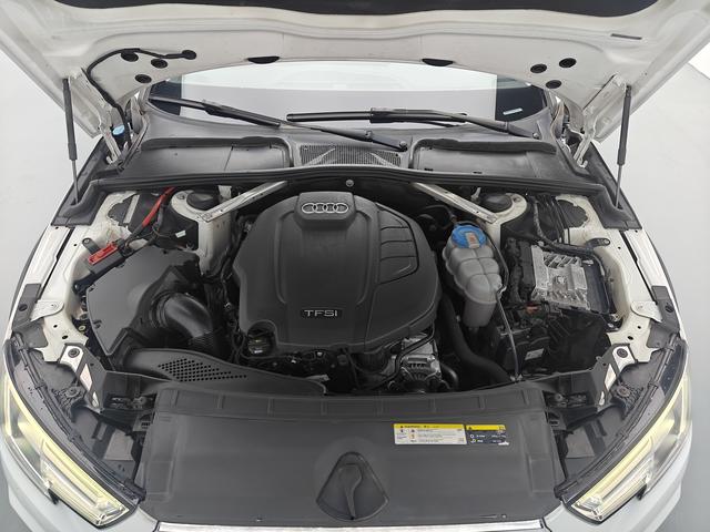 Audi A4 2019 thumb 8