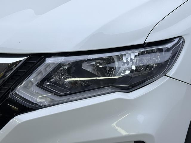 Nissan X-Trail 2019 thumb 10