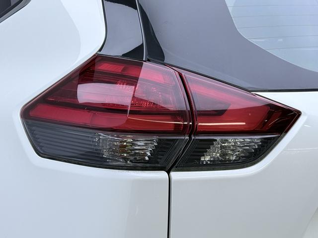 Nissan X-Trail 2019 thumb 11