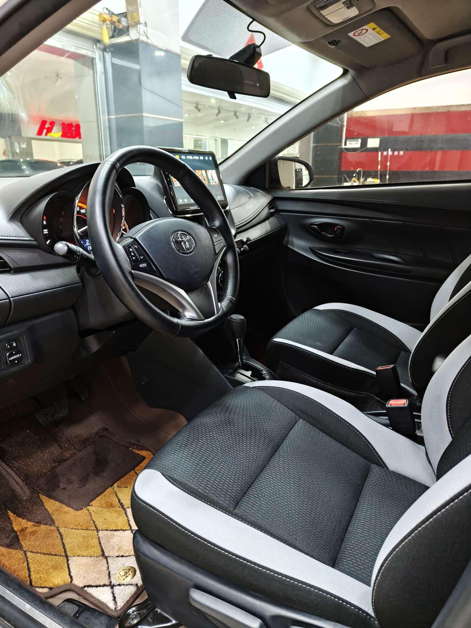 Toyota Yaris 2021 thumb 6