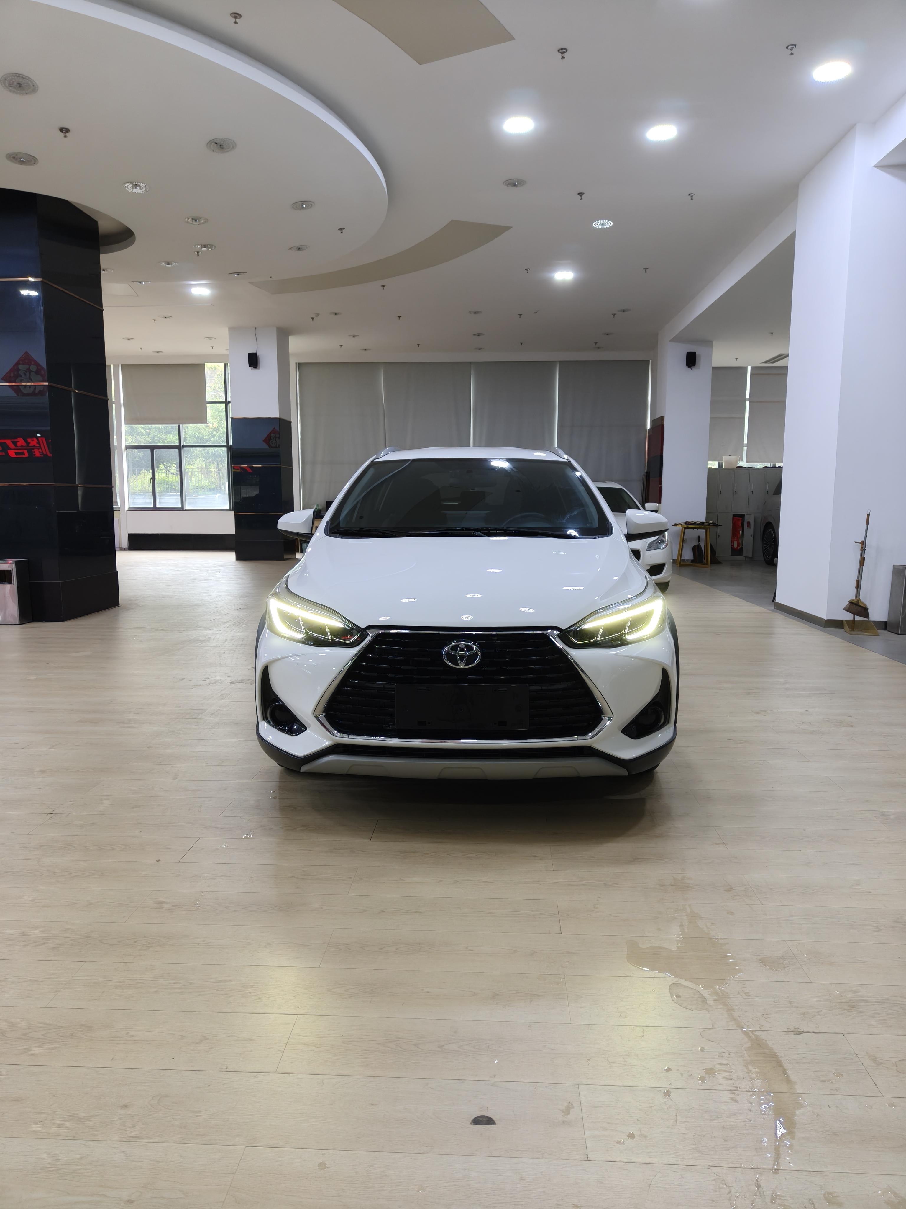 Toyota Yaris 2021 thumb 9