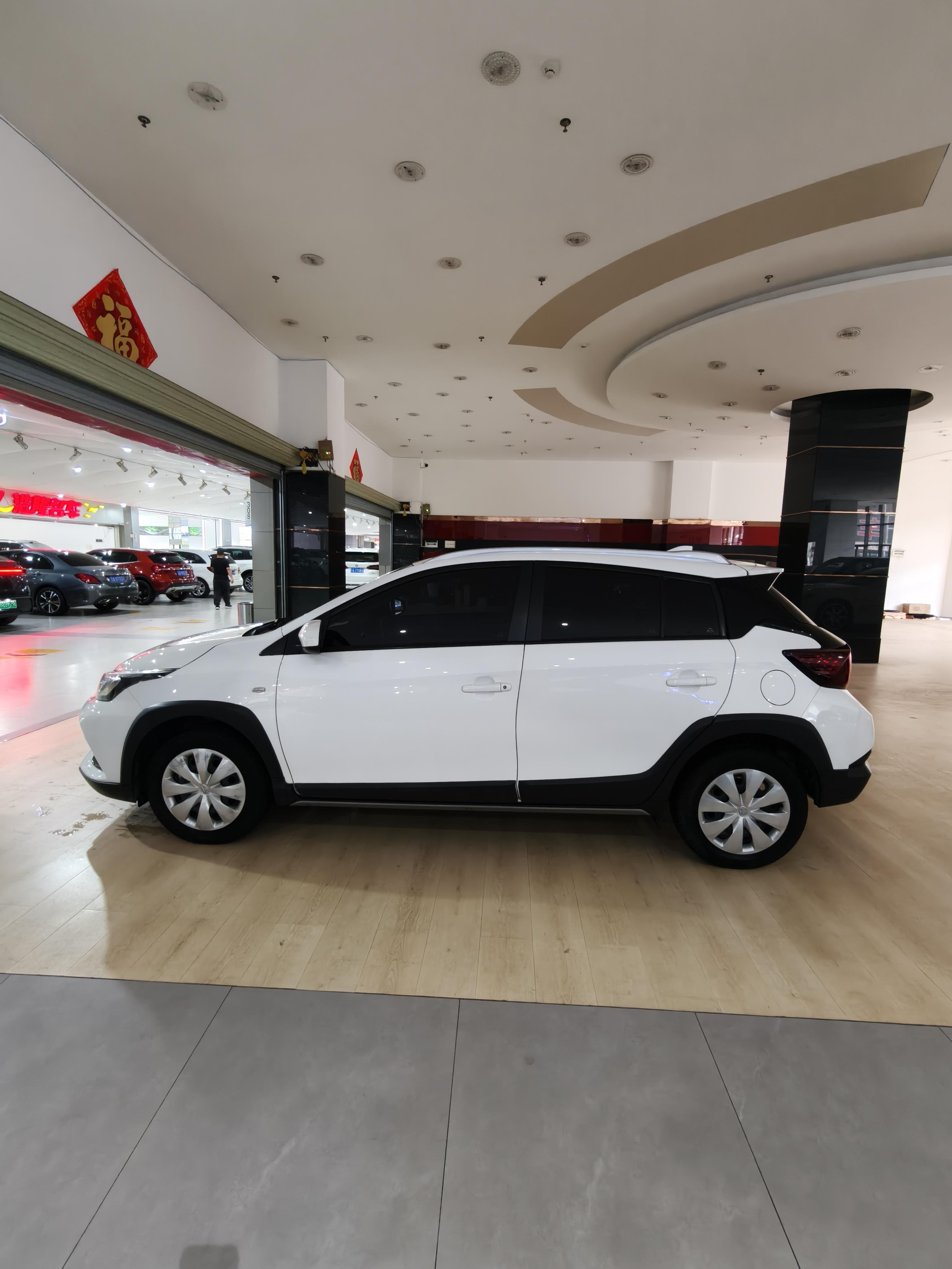 Toyota Yaris 2021 thumb 10