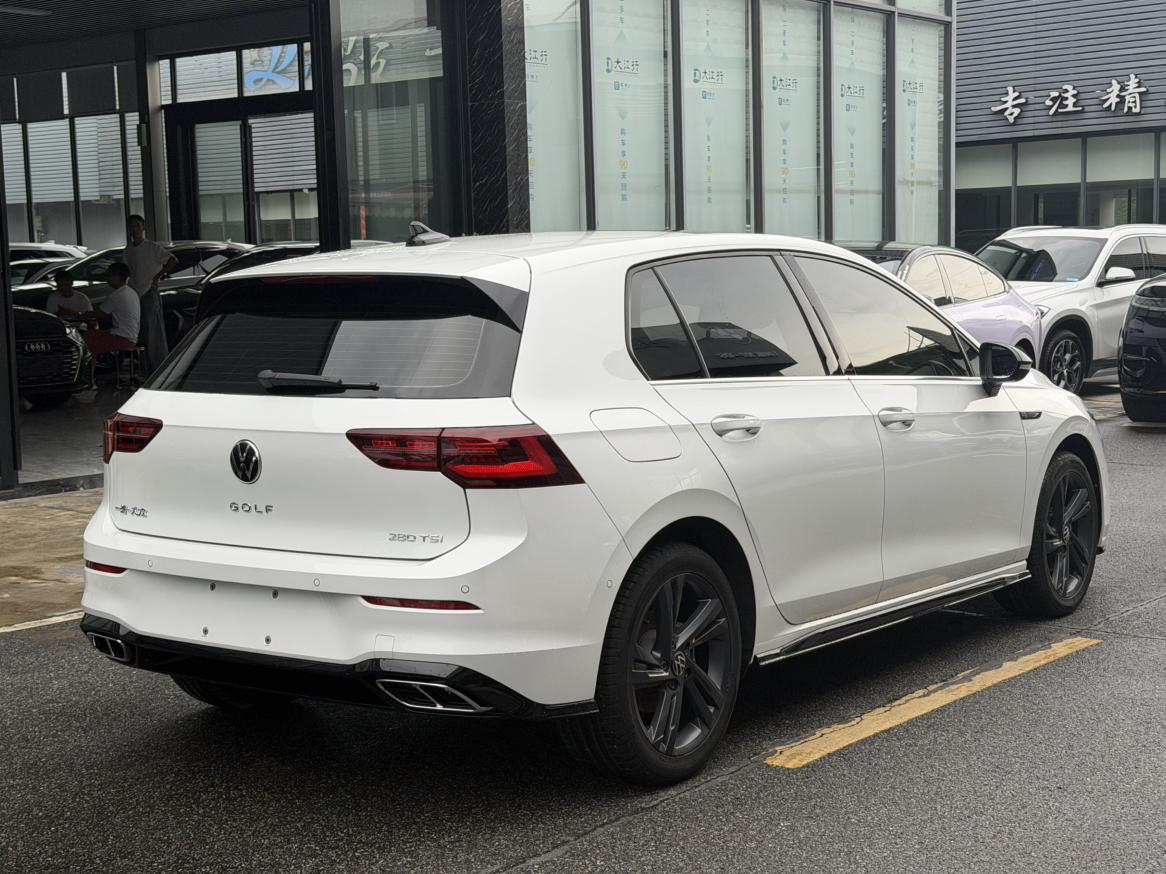 Volkswagen Golf Sportsvan 2021 thumb 4