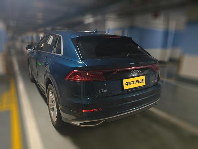 Audi Q8 2019 thumb 2