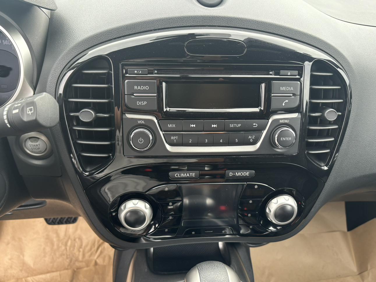 Infiniti ESQ 2016 thumb 5