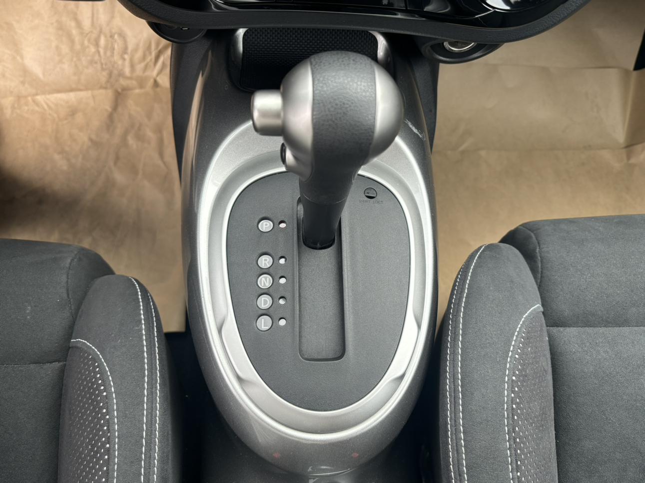 Infiniti ESQ 2016 thumb 8