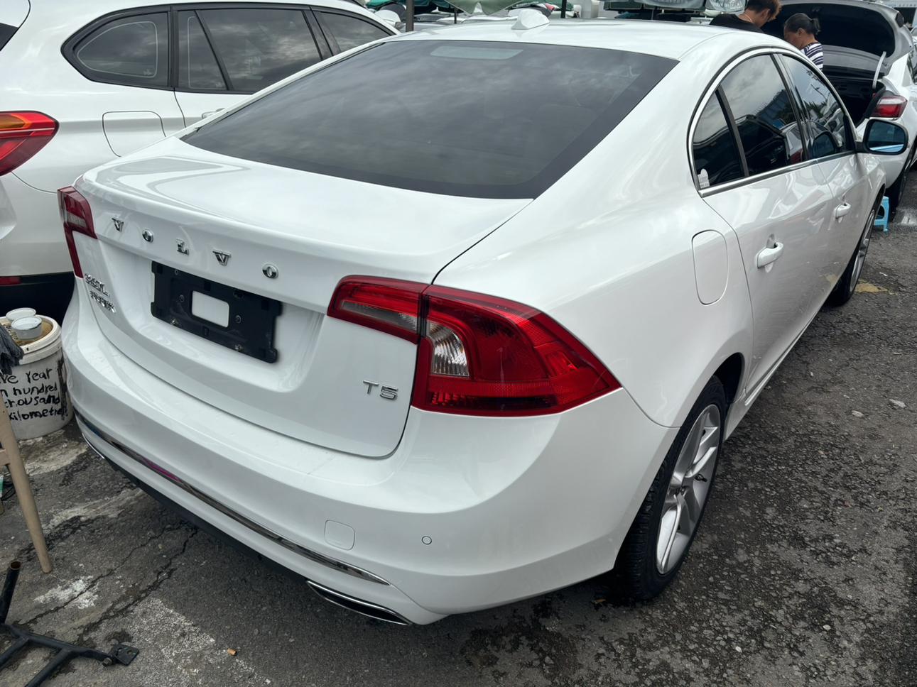 Volvo S60 2014 thumb 4