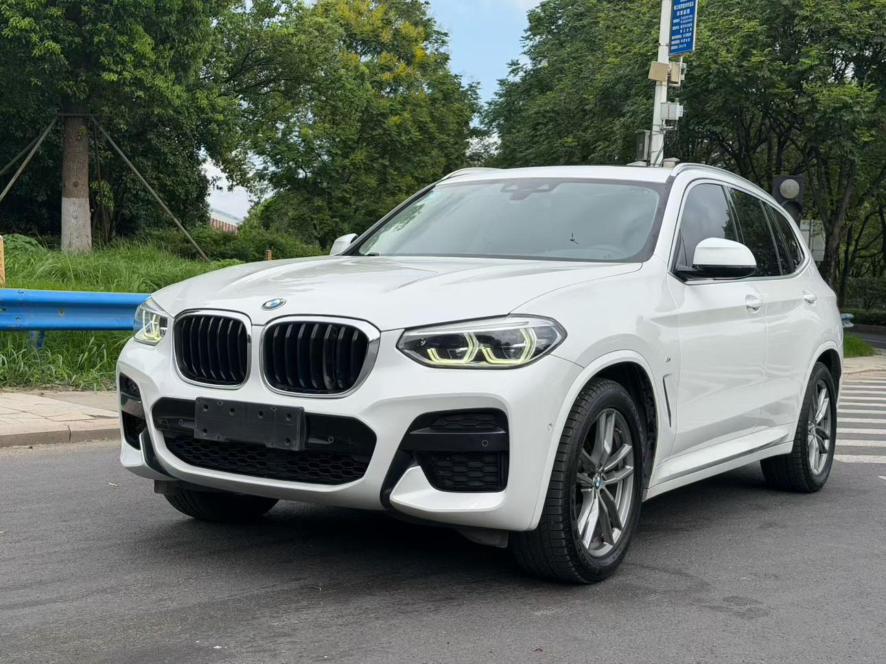 BMW X3 2020 thumb 8