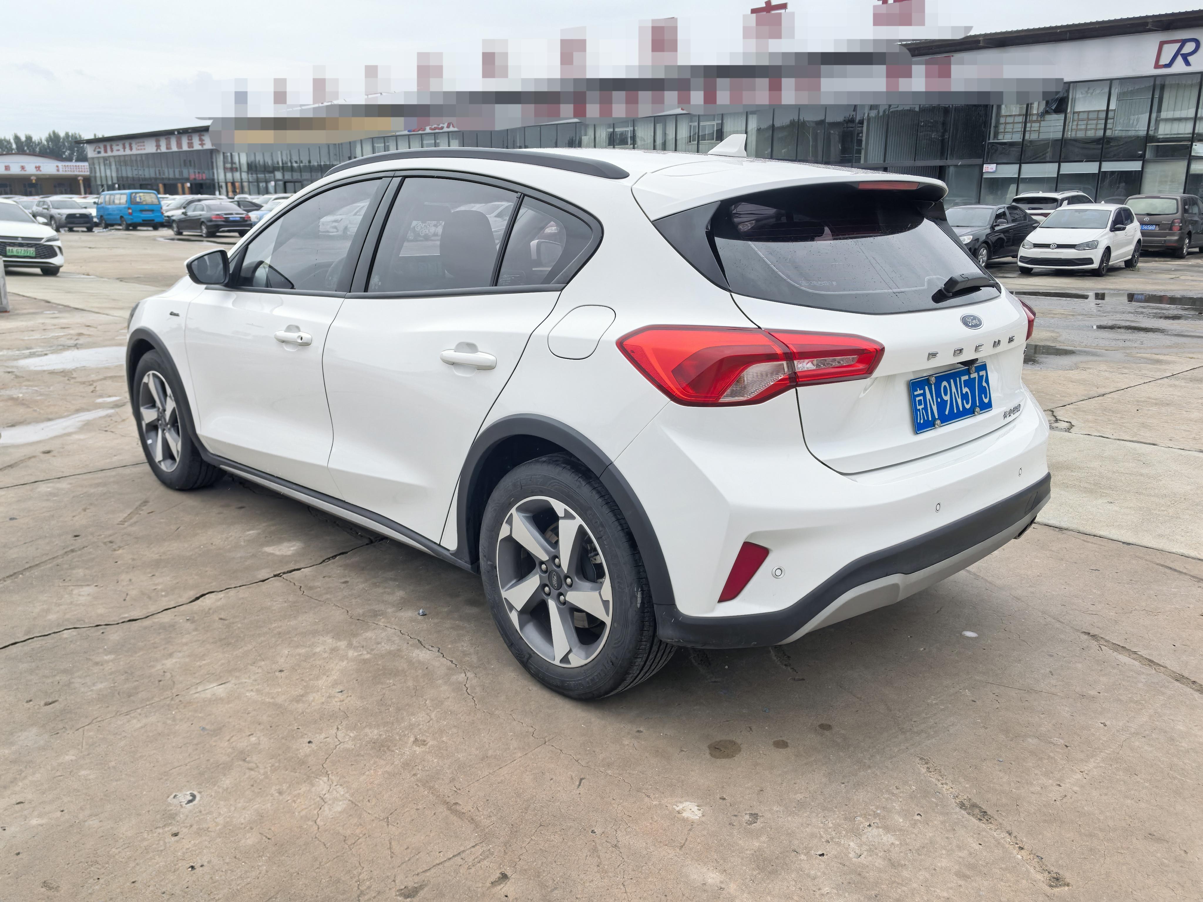 Ford Focus 2020 thumb 2