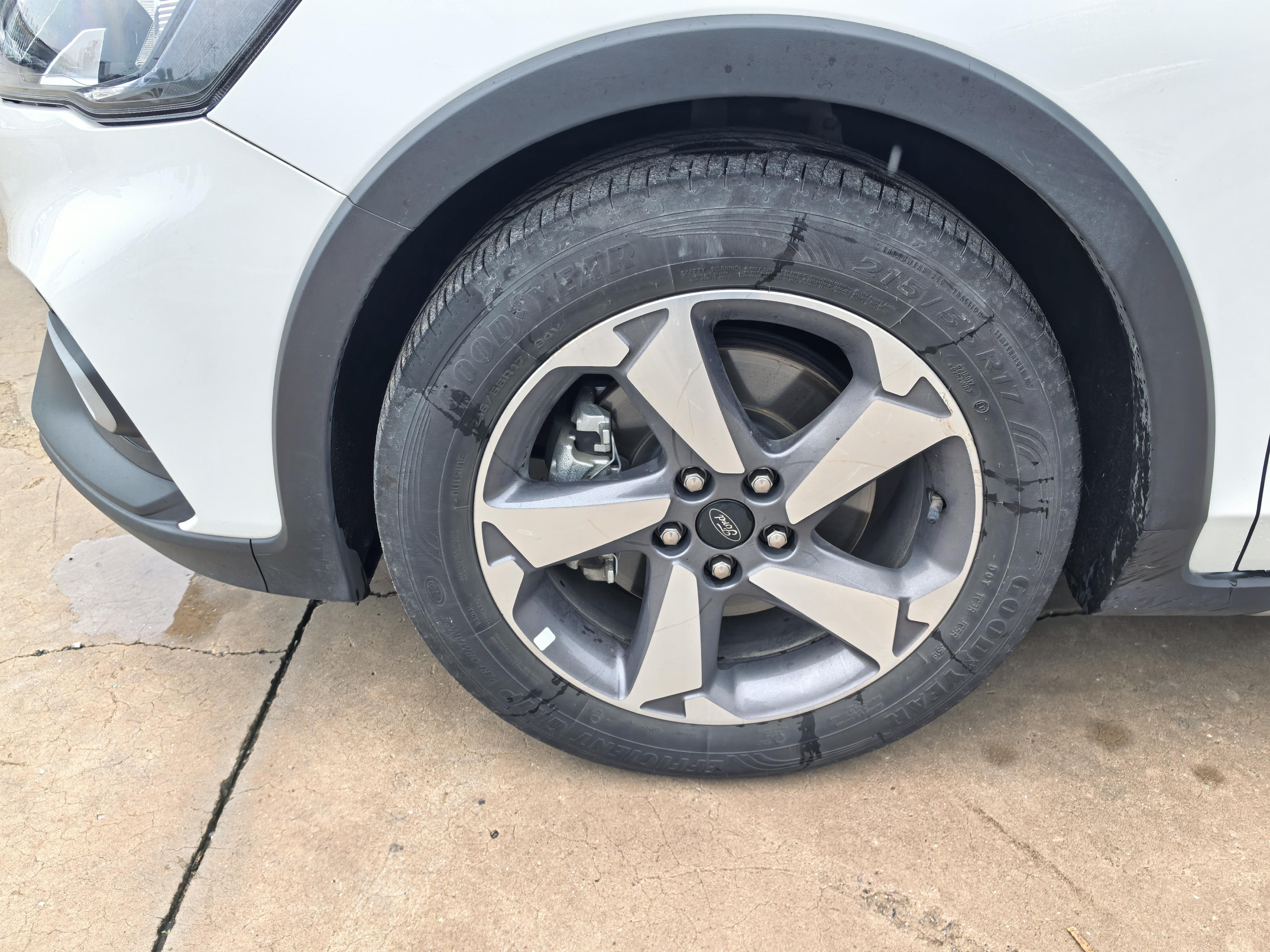 Ford Focus 2020 thumb 8