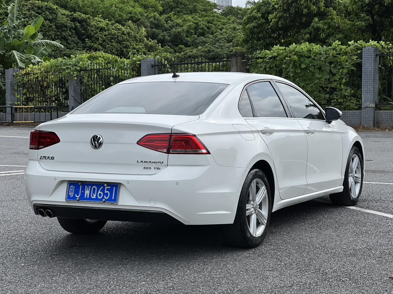 Volkswagen Lamando 2018 thumb 5