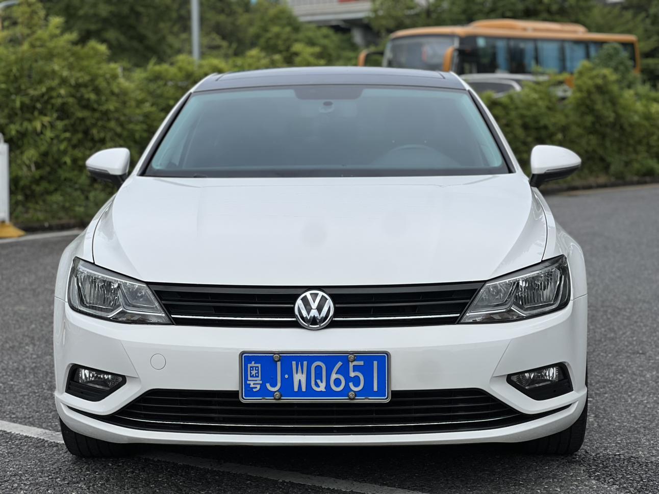 Volkswagen Lamando 2018 thumb 12
