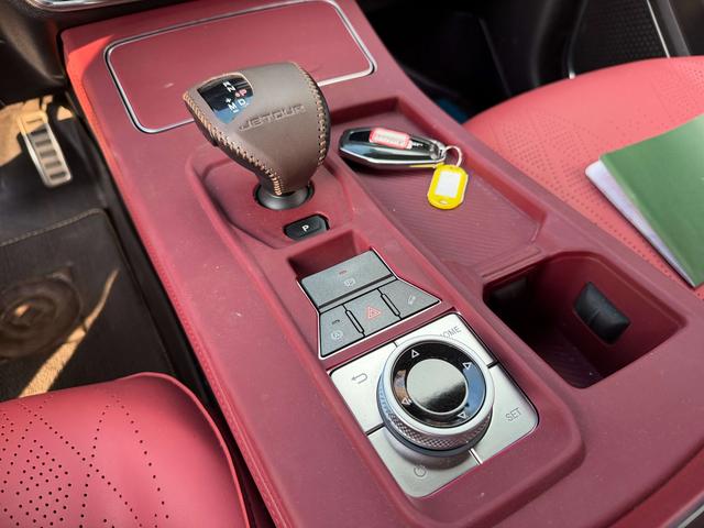 JETOUR X70 PLUS 2023 thumb 7