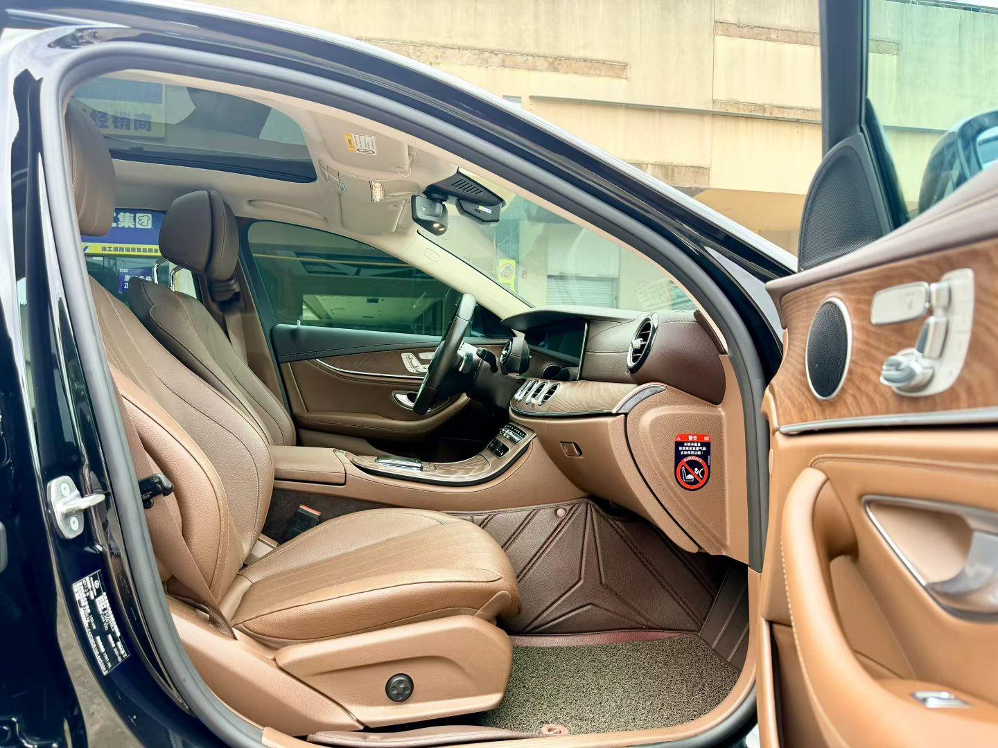 Mercedes-Benz E-Класс 2021 thumb 7