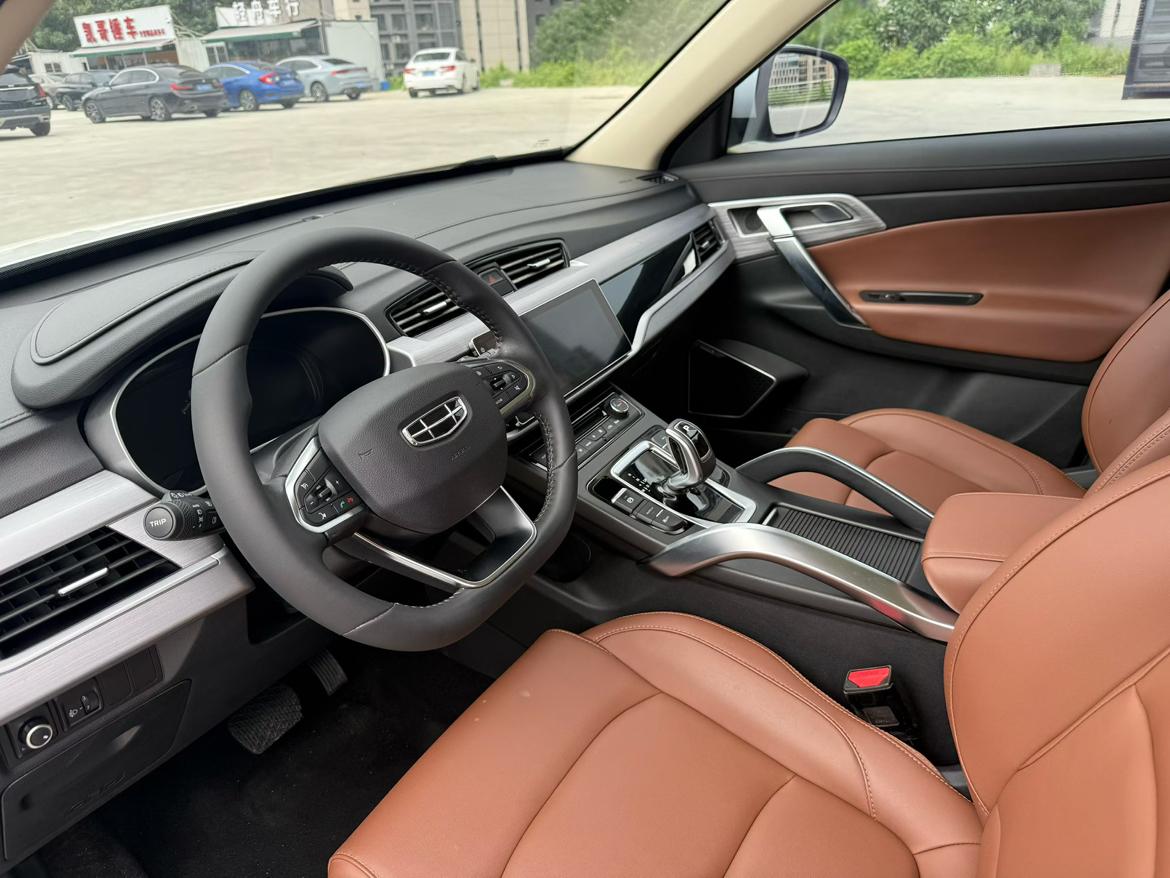 Geely Boyue 2021 thumb 6