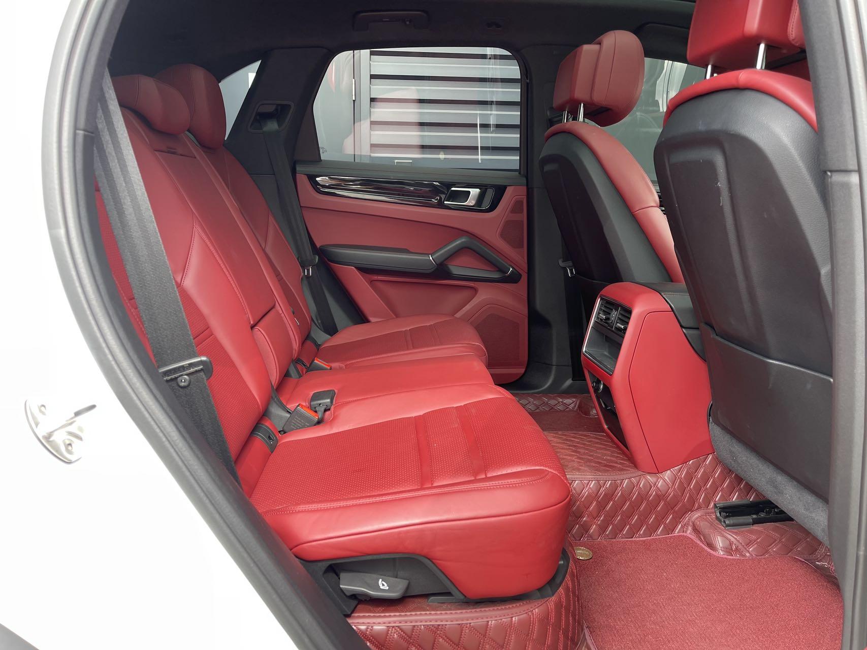 Porsche Cayenne 2023 thumb 12