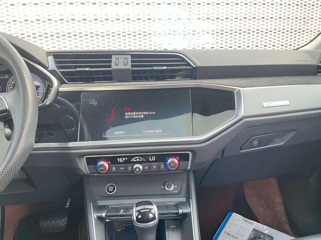 Audi Q3 Sportback 2022 thumb 5