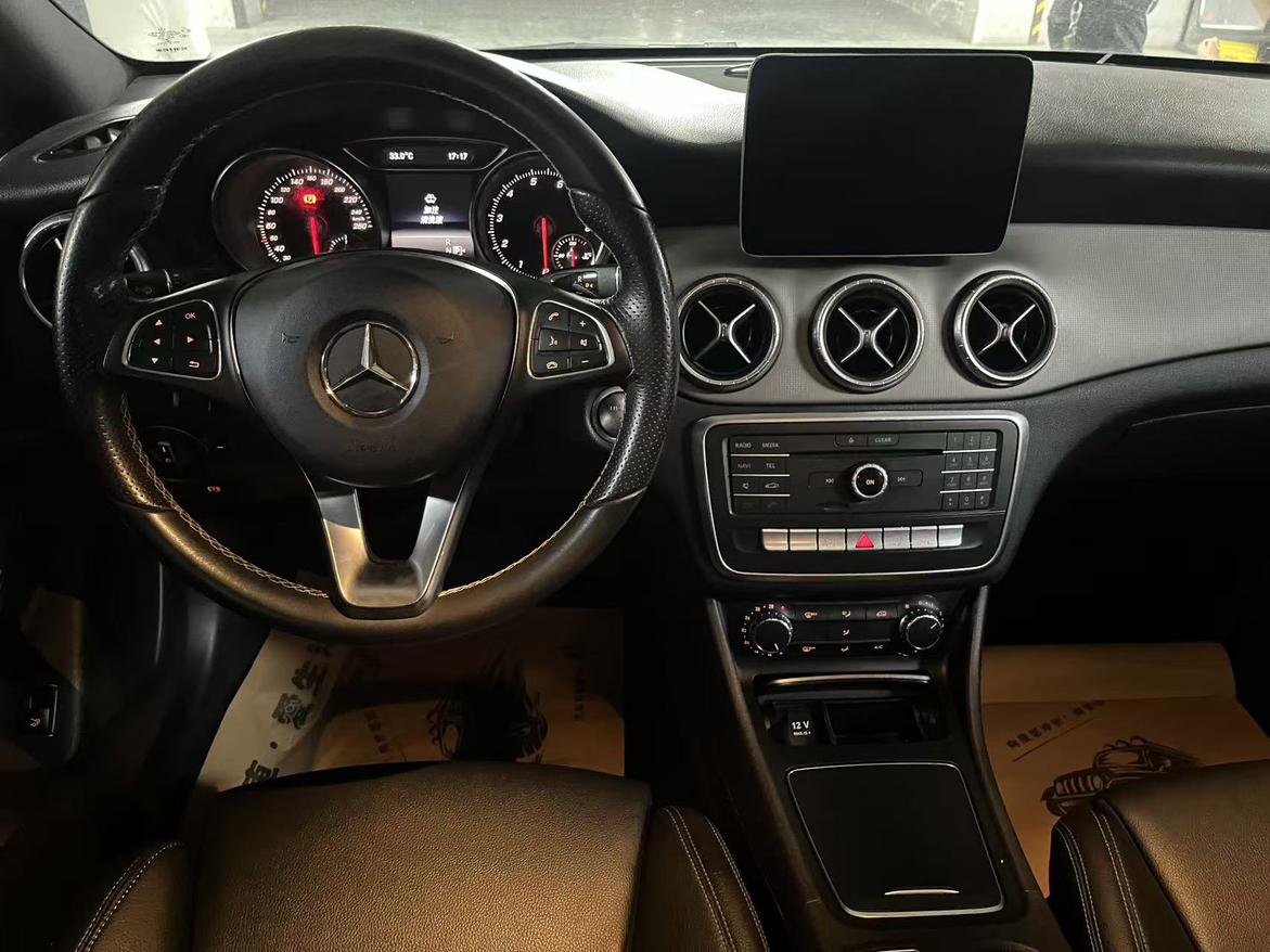 Mercedes-Benz CLA 2018 thumb 5
