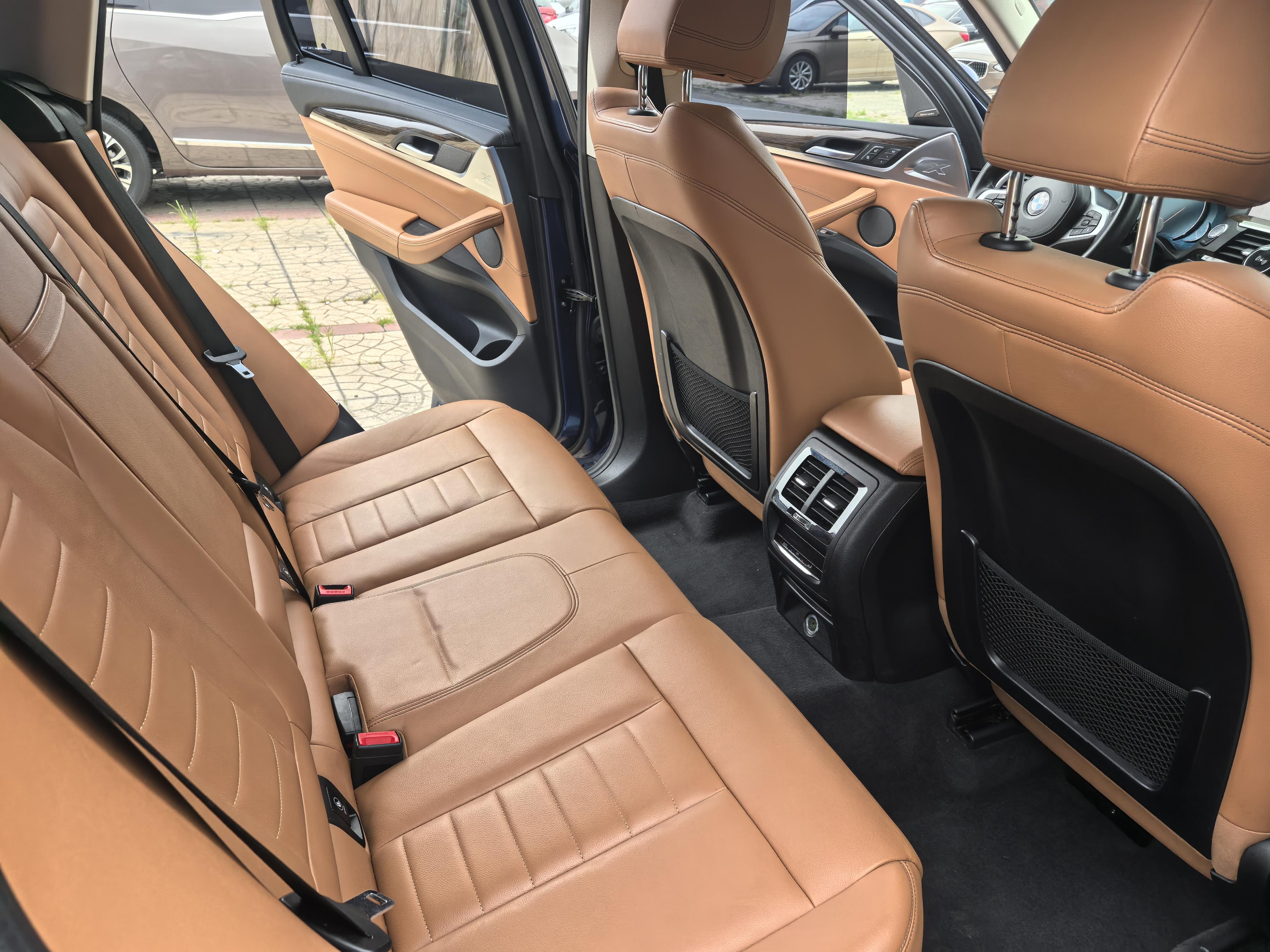 BMW X3 2018 thumb 5