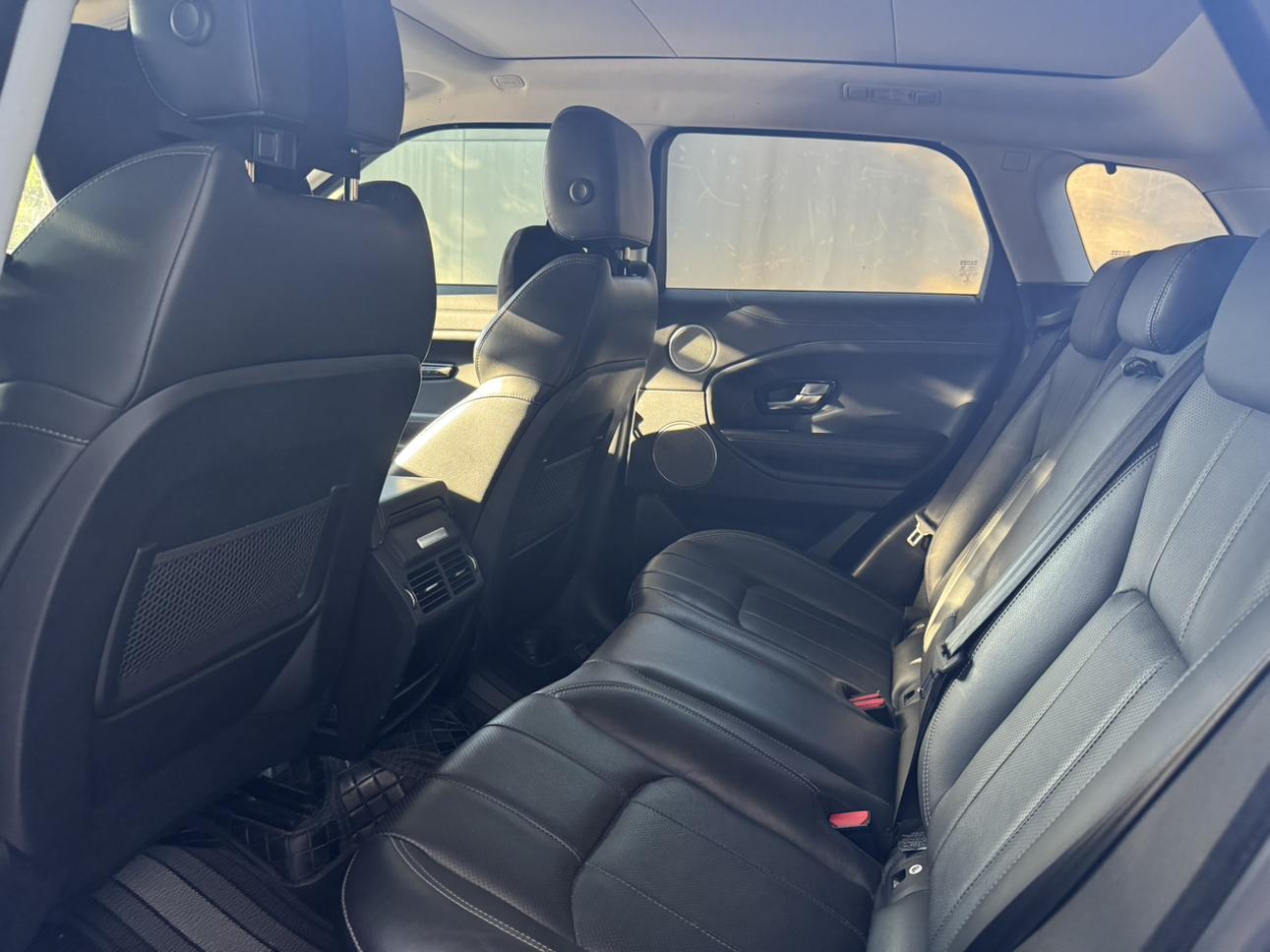 Land Rover Evoque 2017 thumb 8