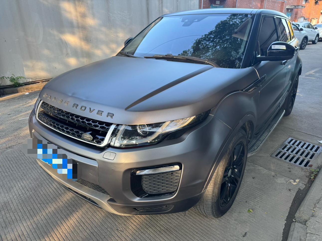 Land Rover Evoque 2017 thumb 10