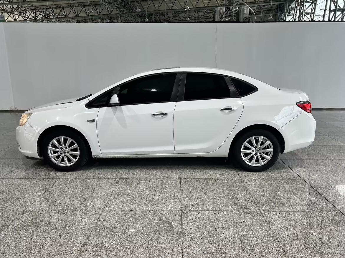 Buick Excelle 2013 thumb 2