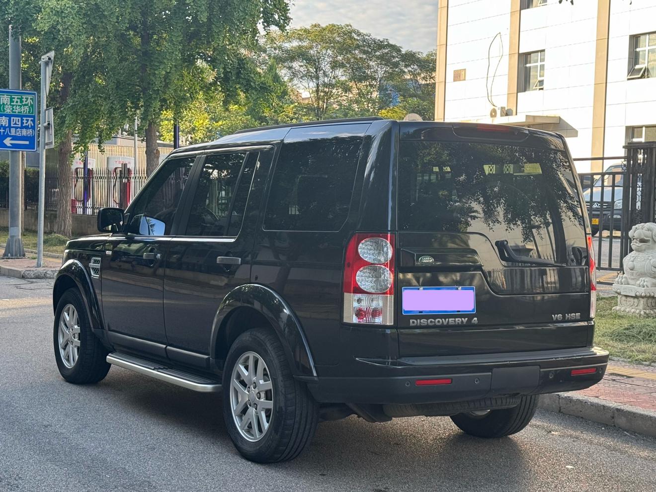 Land Rover Discovery 2011 thumb 2